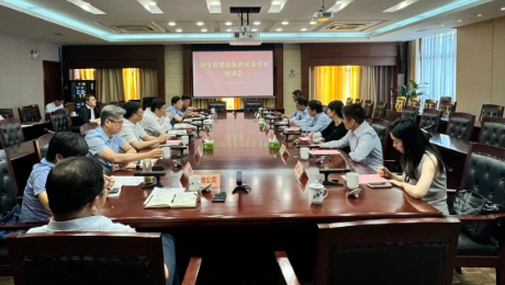 今年会健康集团首席执行官林杨林率队赴江苏省常熟市考察调研